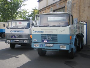 Hanomag-Henschel F221 